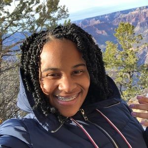 Meet your Posher, Taylore